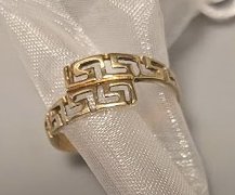 14k yellow gold vintage ring